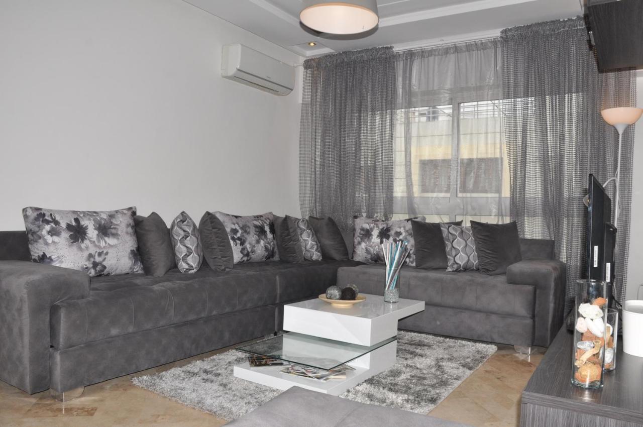Val Fleuri Apartment With Balcony, 卡萨布兰卡 外观 照片